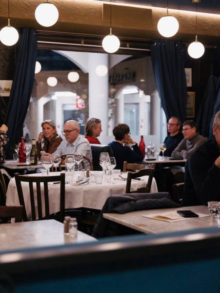 Bar avec vin naturel et bières artisanales pour un afterwork proche Tassin-la-Demi-Lune 69160